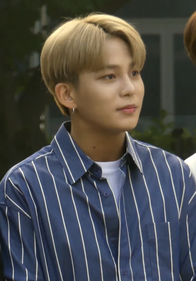 Чонхо из ATEEZ