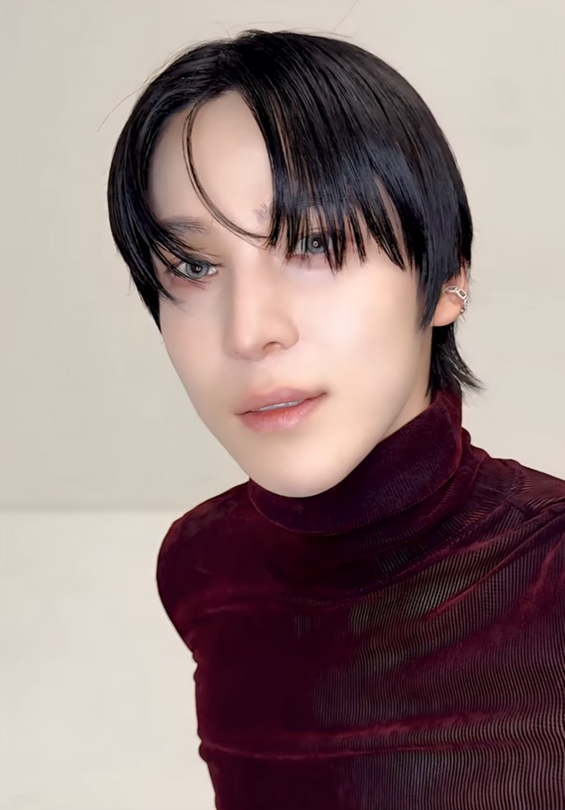Юнхо из ATEEZ